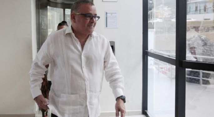 Ex-president of El Salvador faces trial over source of $700,000